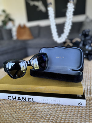 GUCCI |Sunglasses| Black and Gold