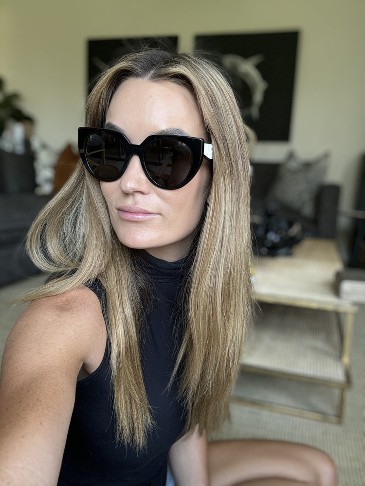 Prada | Sunglasses| Black and White