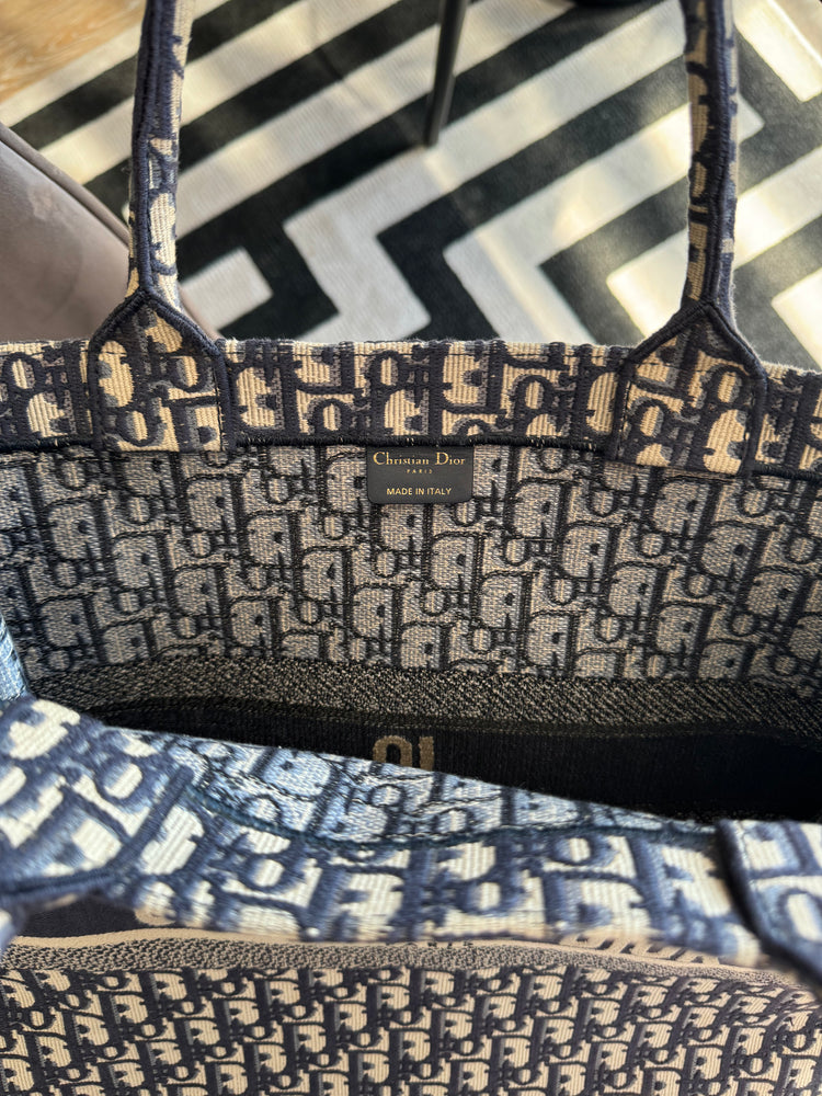 Dior oblique tote price outlet