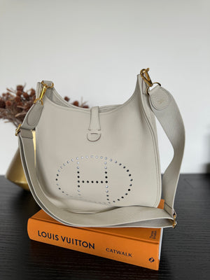 HERMES| Evelyne Bag| Cream