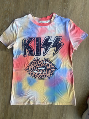 Kiss and Make Up | Tie Die