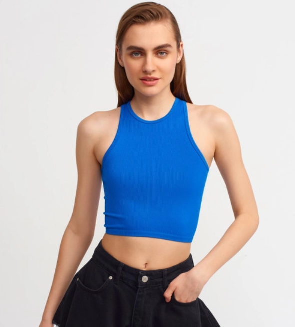 Seamless High-Neck Top |
